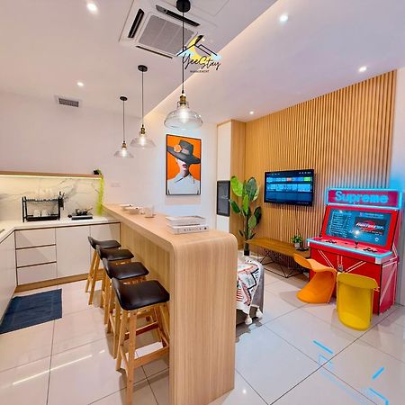 Seaview Poolview Cityview Baliresidence Video Game 5Minjonker Malacca Extérieur photo