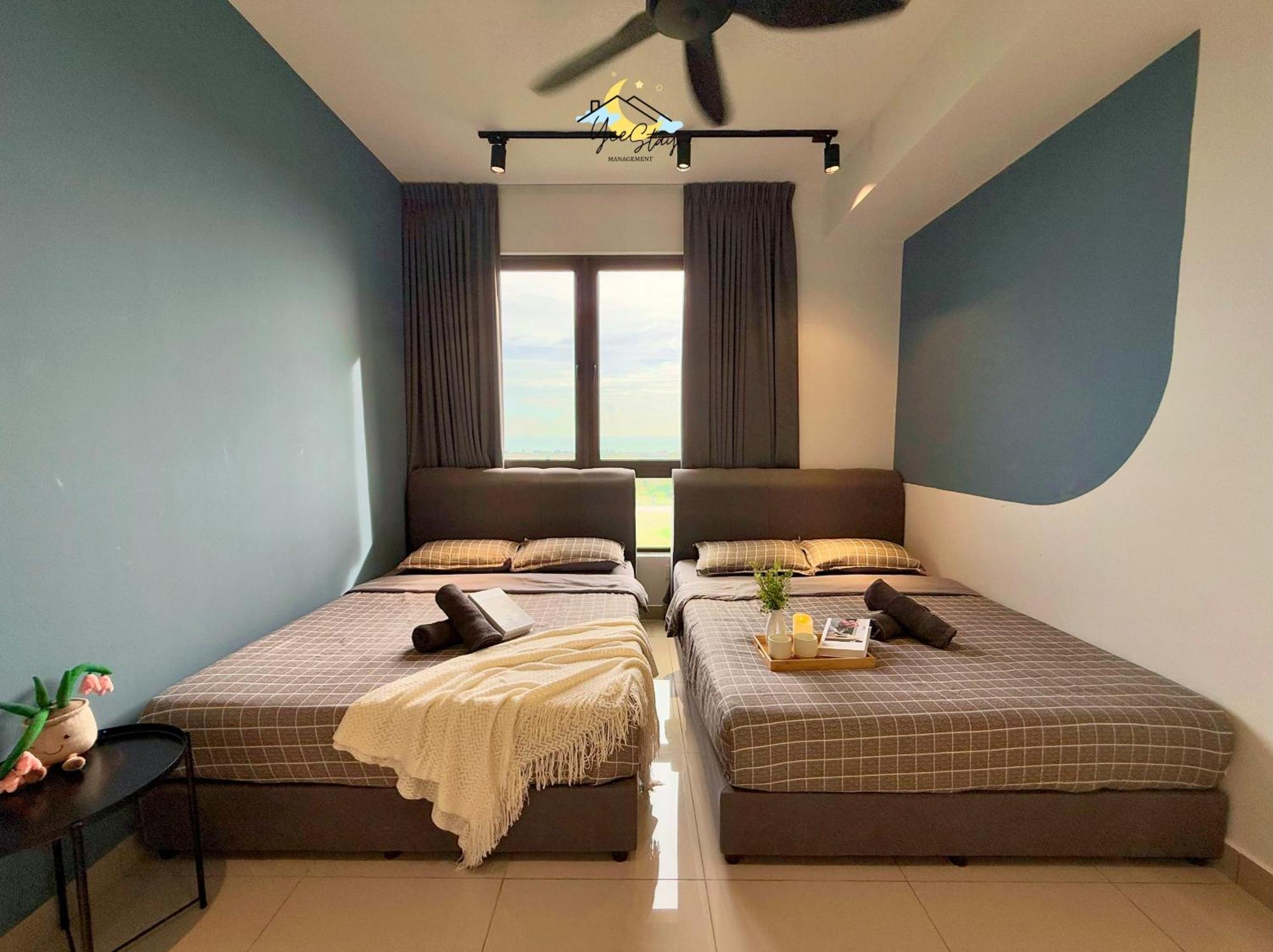 Seaview Poolview Cityview Baliresidence Video Game 5Minjonker Malacca Extérieur photo